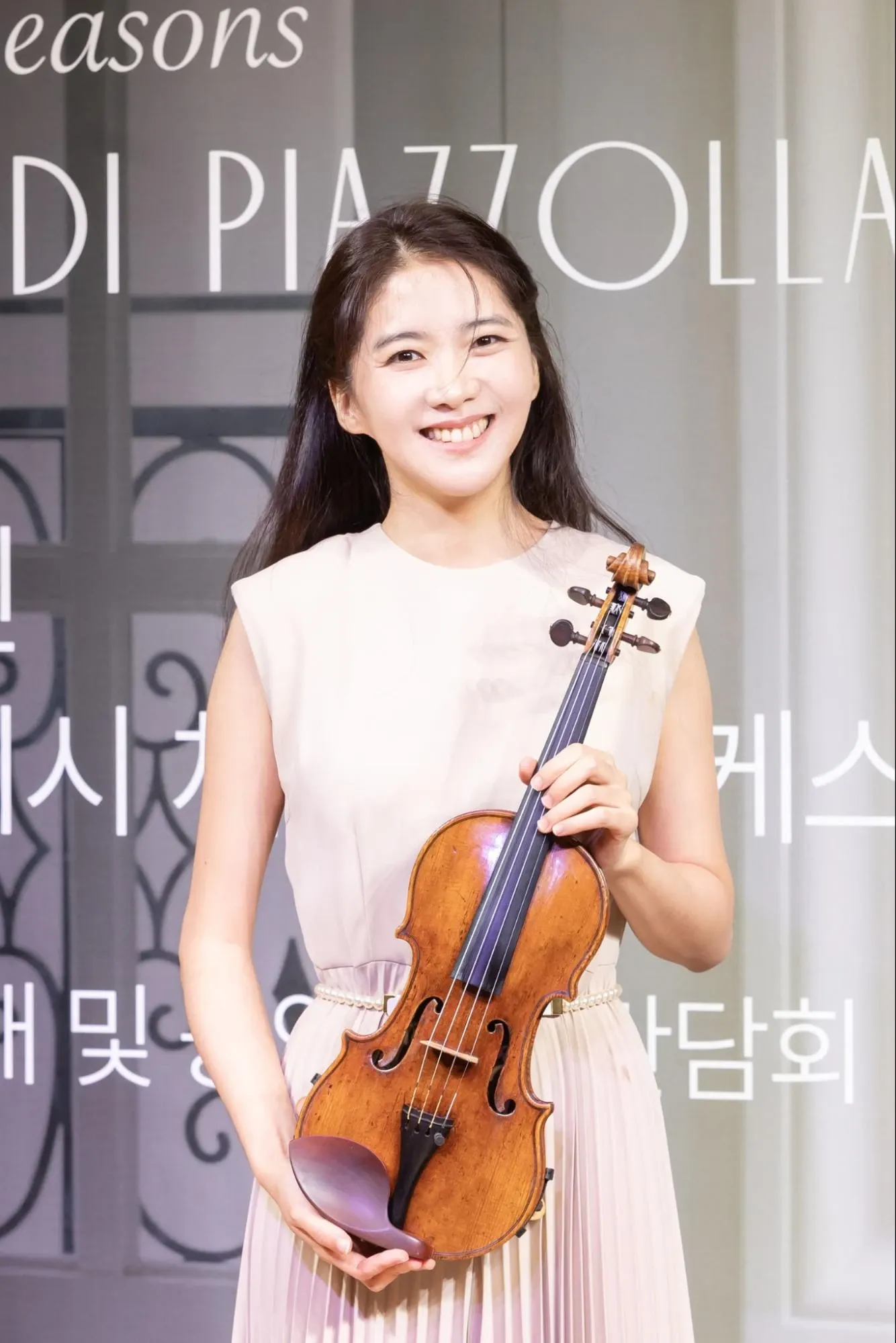 한수진 인터뷰 : 비틀스의 방에서 켠 사계 image6