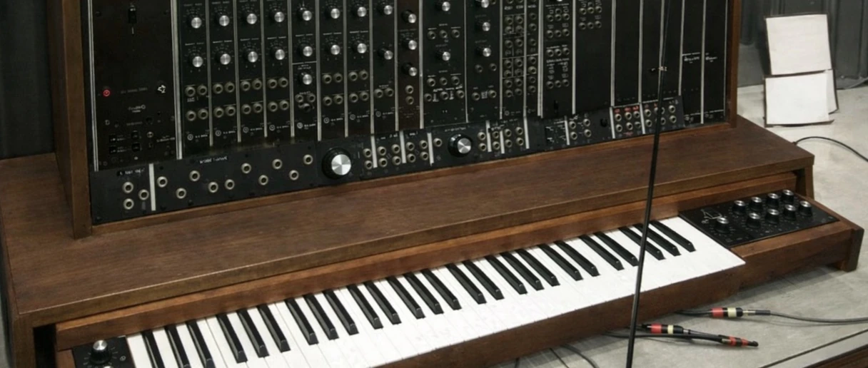 사운드 브릿지 ③ 다프트 펑크, 모로더, AI image2