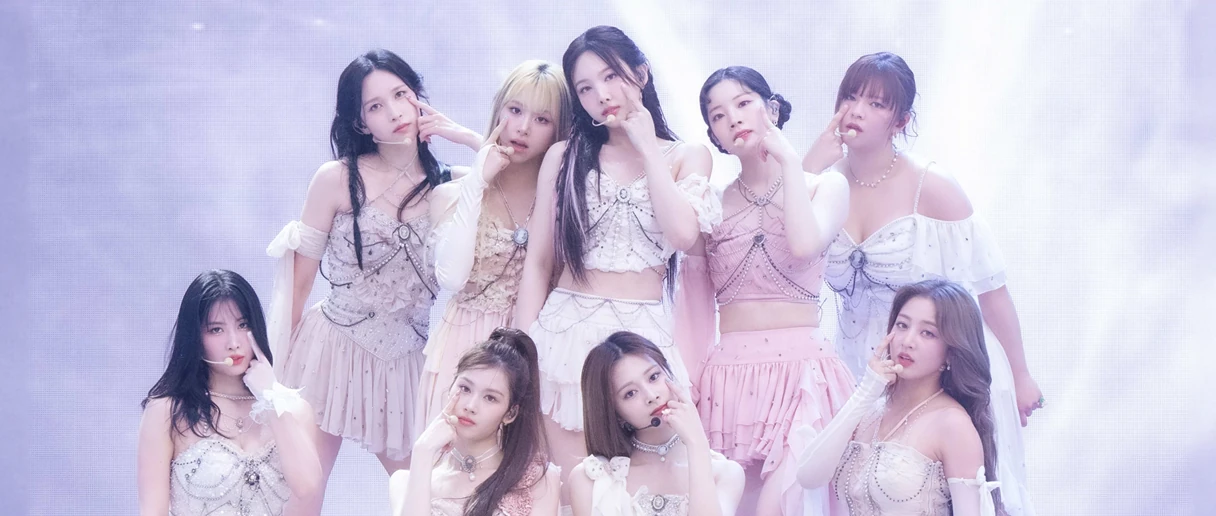 트와이스 데뷔 10주년, TWICE BEST 10X2 main image