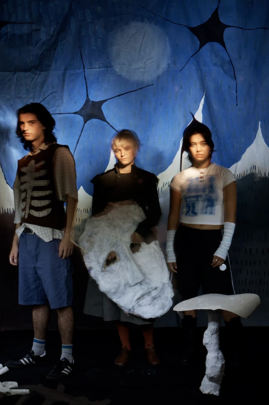 메리의 상상은 현실이 된다: mary in the junkyard <Role Model Hermit> image4