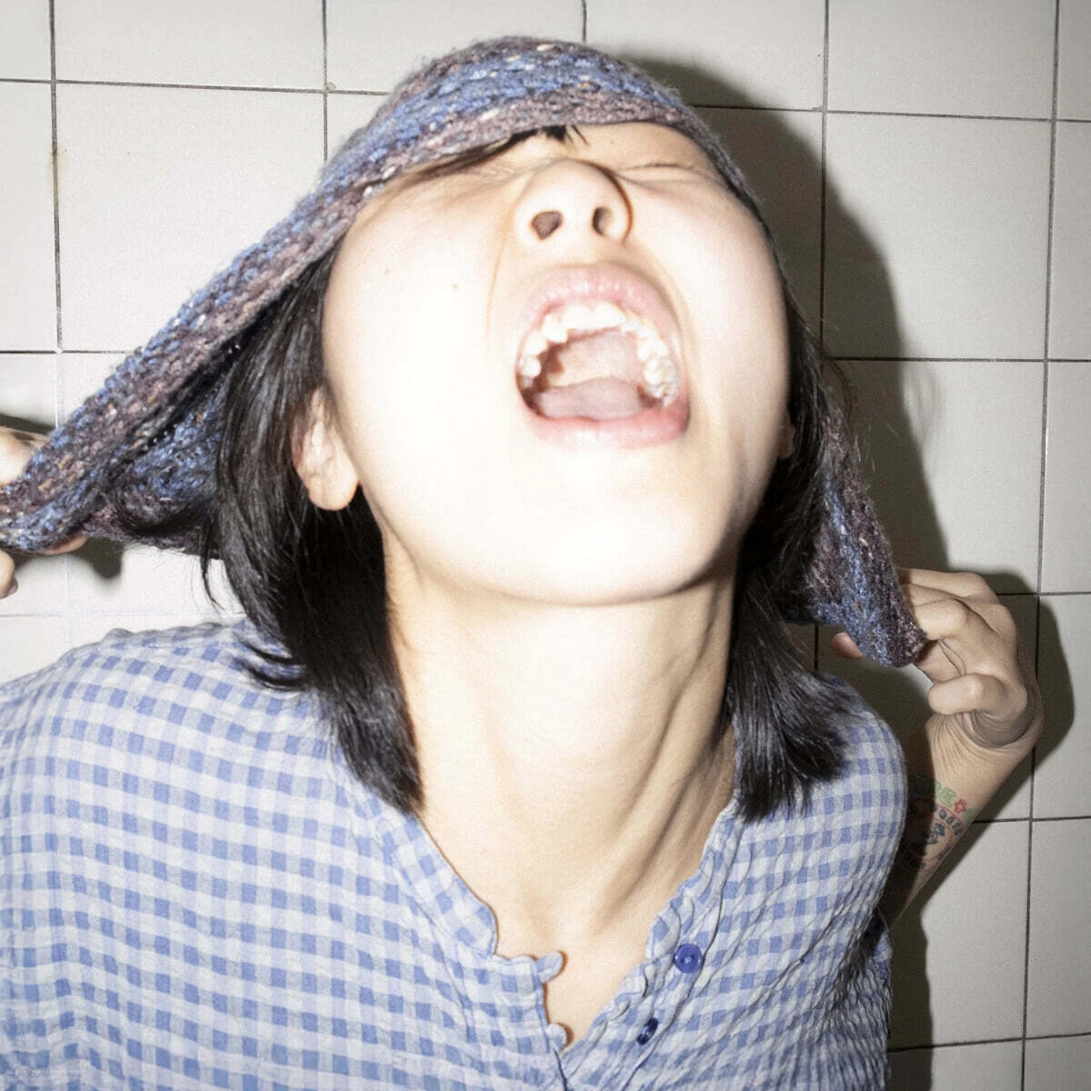 main image of 생과 사 틈의 표류, 우희준의 <심장의 펌핑은 고문질>